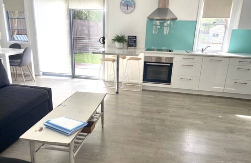 Coffs Harbour House | Jetty BUNGALOW, Pet Friendly