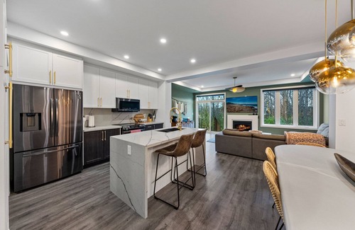 The Blue Mountains House | Jewel of Blue Mountain