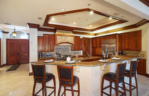 Yacht Club House | Jewel on the River