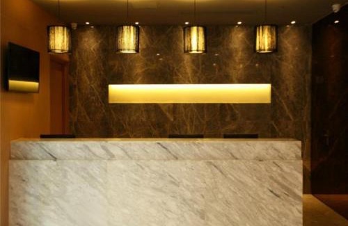 Xinwu District Hotel | Jinjiang Inn Select Wuxi Nanchang Street Huaqing Bridge Metro Station