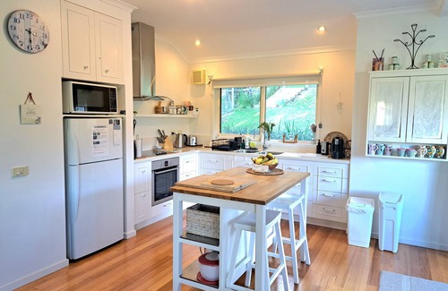 Johanna House | Johanna Meadows Cottage - A peaceful retreat