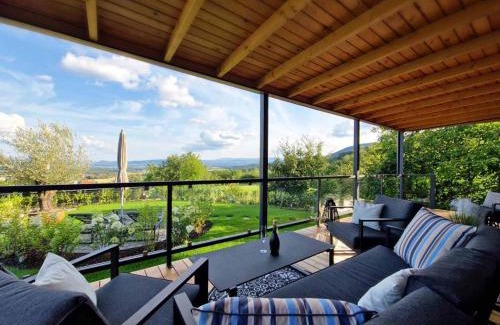 Wurflach Apartment | Johannesbachklamm Chalet - Hot Tub und Panoramablick