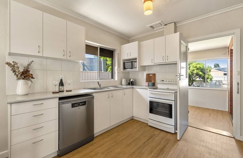 Tanunda House | John Street House - central location Tanunda - Barossa Valley.