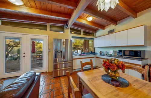 Tucson House | Jojoba Studio (Ari) -