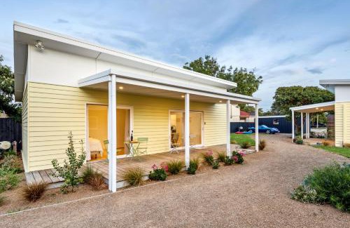 Tootgarook House | Joy's Folly