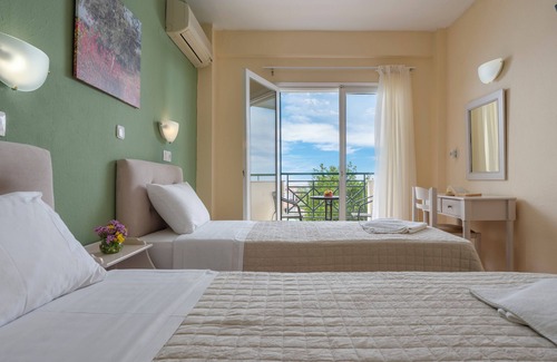 Kassandra Hotel | Julia Hotel