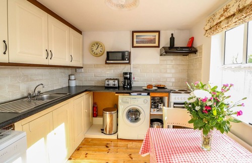 Castleisland Cottage | JULIE'S COTTAGE, pet friendly in Castleisland, County Kerry