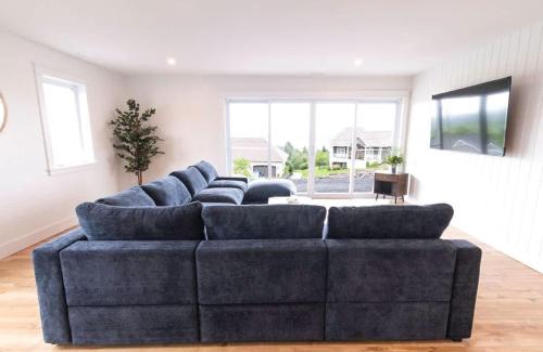 Grand Bay-Westfield House | June Avenue Oasis