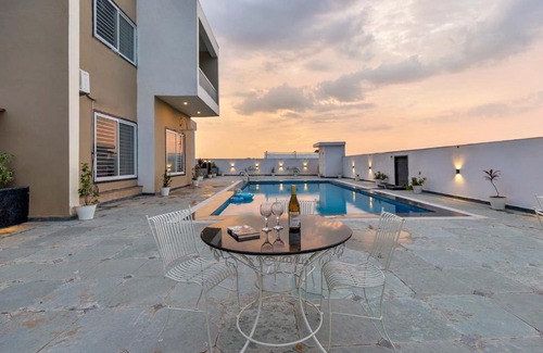 Lasadia Villa | Jungle Abode by StayVista, nestled in the jungle, featuring a swimming pool, terrace, indoor games & the thrill of a safari