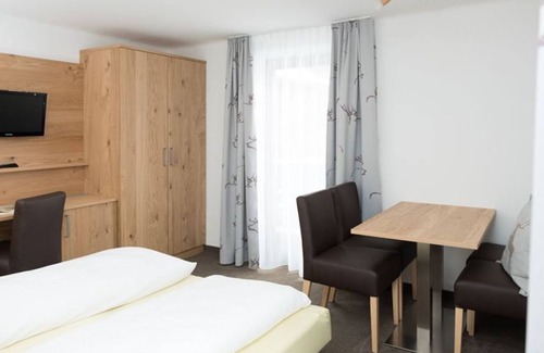 Tiefgraben Bed & Breakfast | Junior Suite - Pension Irlingerhof *