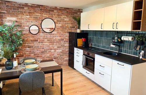 Biewer Apartment | JUPAS° | Studio21 - Terrace & Netflix chic