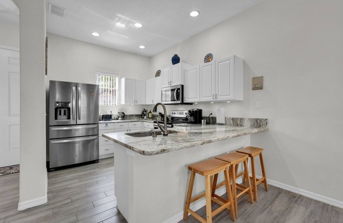 Tuscan Hills House | JUST WHAT I NEEDED Private Pool and Spa Vacation Home !