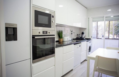 Cova da Piedade Apartment | Just4u Apartment - Near Lisbon & Beach
