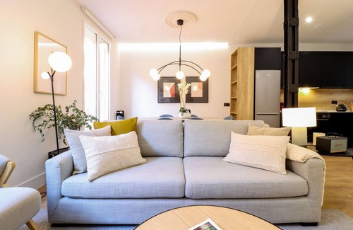 Justicia Apartment | Justicia Royal by Madflats Collection