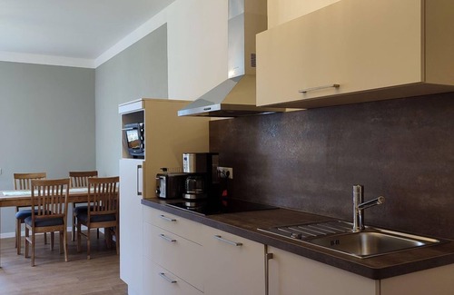 Stutzengrun Apartment | Jutta H to 4 - 2 nights - Haus Kuhberg