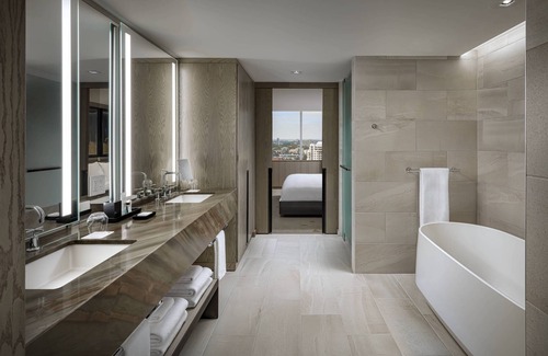 Downtown Edmonton Hotel | JW Marriott Edmonton ICE District