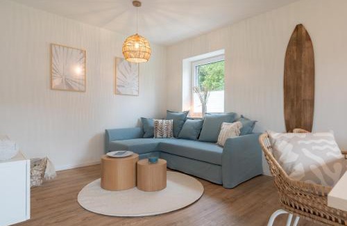 Mildstedt Apartment | Küstenbutze im Beach-Style 2 Bedrooms, 2 Bäder , Garten, Terrasse, Top-Modern