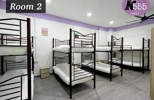 Batu Buruk Apartment | K555 Home Stay