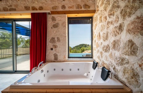 Islamlar House | Kaşın en gözdesi taş villalar