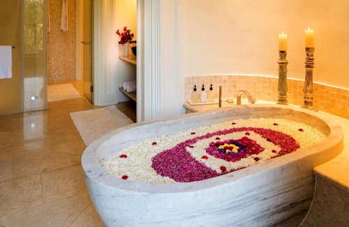 Hireguthi Hotel | Kahani Paradise