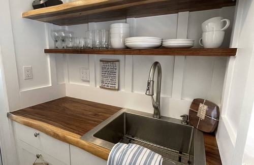 Kailua House | Kailua Beach Lofty Bungalow - A premier luxury beachside bungalow