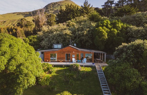Cape Saunders Cabin | Kaimata Cozy