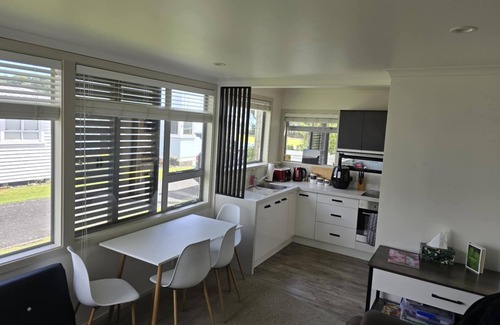 Urenui Cottage | Kainga Tatahi - Modern Urenui Beach Bach