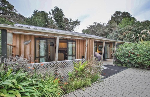 Oban Hotel | Kaka Retreat Motel, Stewart Island