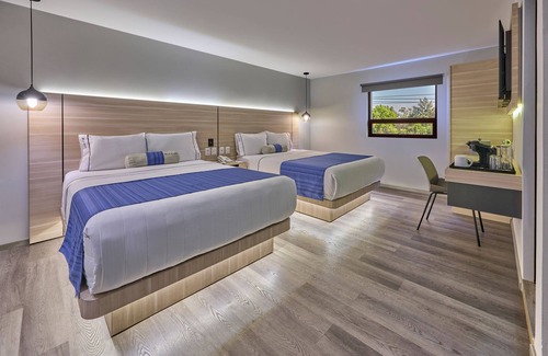 Cuauhtemoc Hotel | KALI La Raza Mexico City