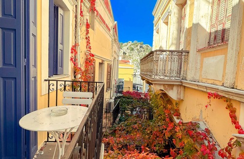 Symi Apartment | Kali Strata 2 - Downtown