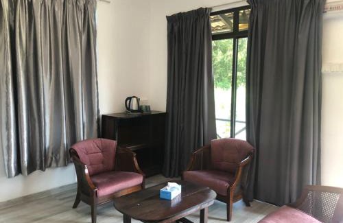 Chukai House | Kalong Bay Homestay Villa Jasmine