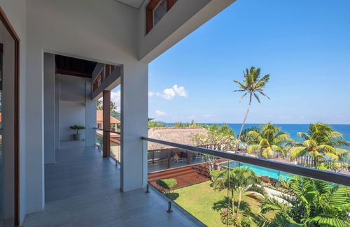 Senggigi Villa | Kamana Beach House, steps from the beach, amazing villa, private pool.