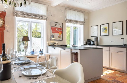 Tinnum House | Kampende I - Historisches Reetdachhaus mit ca. 185 m² Nutzfläche im Erd- und Obergeschoss