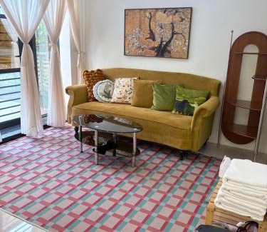 Zuoying District House | Kaohsiung Raifong Corner Homestay