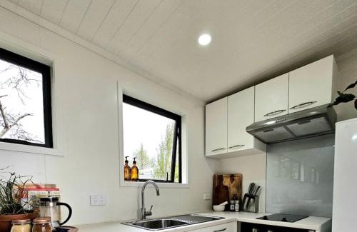 Solway Apartment | Karamu- Spacious, quiet, and close to amenities