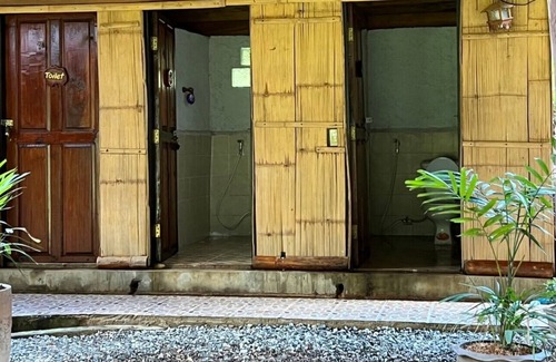 Wat Chan Hotel | Karen Hill Tribe Lodge