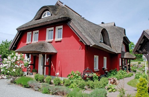 Alt Reddevitz House | Karolas Landhus unterm Reetdach