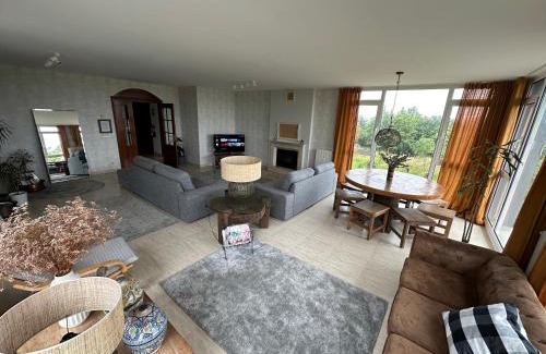 Parres Municipality Villa | KASABOBA