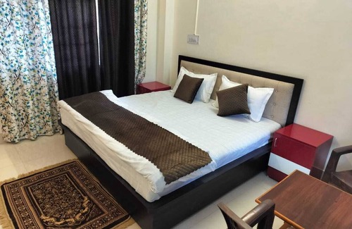 Dharampur Bed & Breakfast | Kasauli Jashan