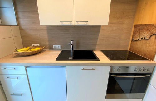 Sandershausen Apartment | Kassel basement near the city with EV charging station