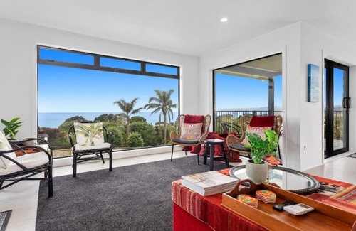 Waiotahi House | Kate and Harrys