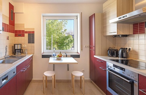 Woellstadt Apartment | Katrin's Place - Suite "Garden view" with 2 balconies and large living room