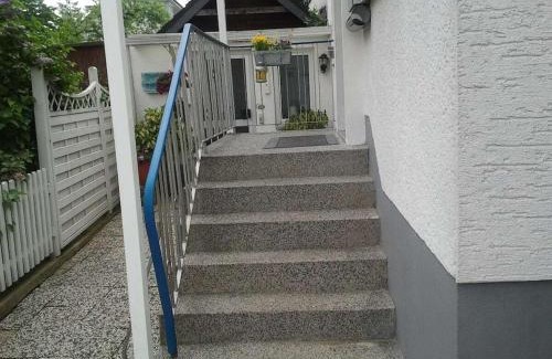 Bergisch Gladbach House | Kaufmann Comfortable holiday residence