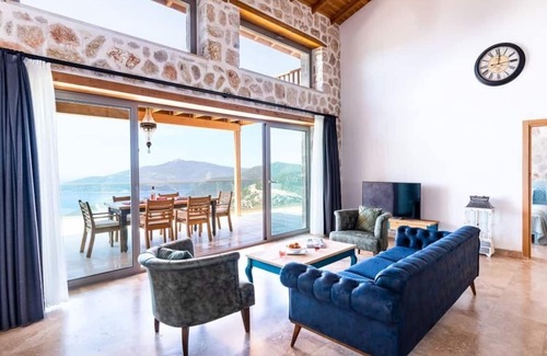 Demre House | Kaya Tas Evi, 3 r. for 6 p. with awesome sea view