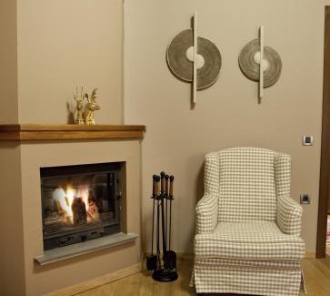 Kalivia Filaktis Hotel | Kazarma Hotel