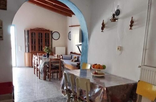 Ioulida House | Kea Guesthouse