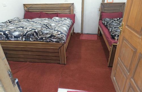 Sitapur Hotel | Kedar Dham niwas