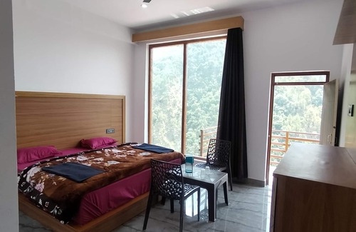 Sitapur Hotel | Kedar Hill Resort