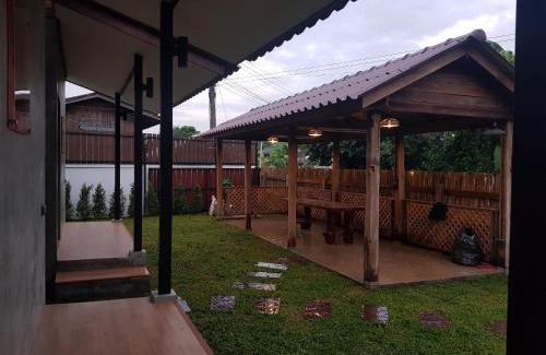 Cho Lae House | Kedthawa Homestay เฮือนนาวา