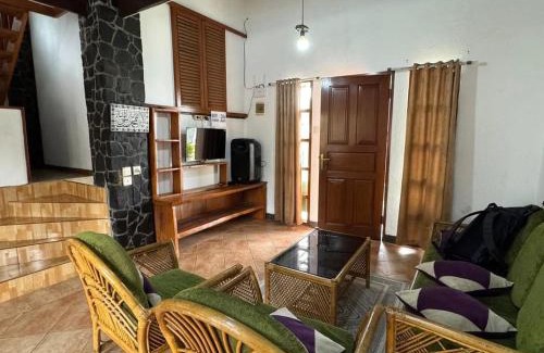 Padang Villa | kembang house